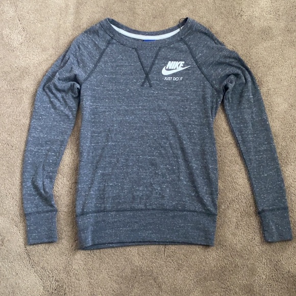 Nike Tops - Nike Gym vintage crew neck long sleeved Tee